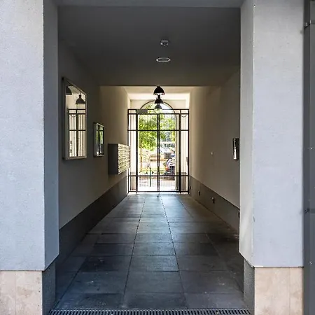 Amphora Luxury Apartment With Free Private Parking And Cozy Balcony Budapest Exterior photo